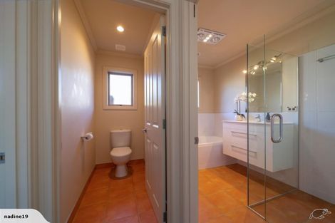 Photo of property in 4 Coburn Place, Lake Hayes, Queenstown, 9304