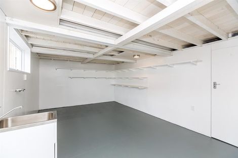 Photo of property in 60 Brois Street, Frankleigh Park, New Plymouth, 4310