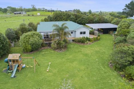 Photo of property in 475 Tauraroa Road, Mangapai, Whangarei, 0178