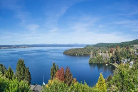 Photo of property in 39 Wakeman Road, Acacia Bay, Taupo, 3330