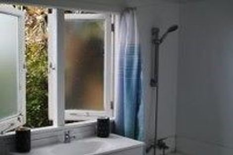 Photo of property in 70 Mclarin Road, Glenbrook, Waiuku, 2681