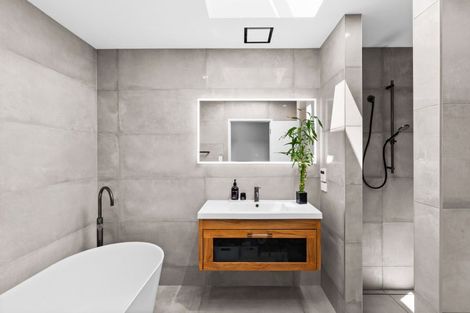 Photo of property in 31 Simla Avenue, Havelock North, 4130