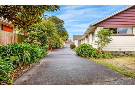 Photo of property in 7 Mirfield Place, Russley, Christchurch, 8042