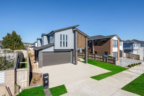 Photo of property in 70 Hughs Way, Flat Bush, Auckland, 2019