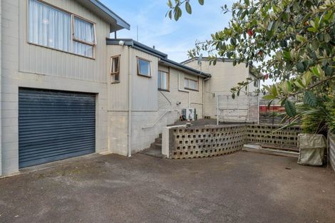 Photo of property in 37 Birdwood Avenue, Moturoa, New Plymouth, 4310