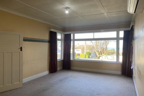 Photo of property in 16 Greta Street, South Hill, Oamaru, 9400