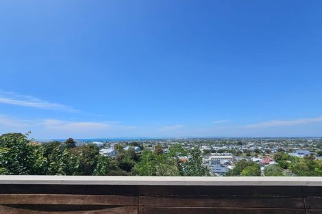 Photo of property in 20 Ormond Road, Hospital Hill, Napier, 4110
