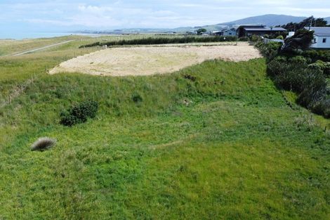 Photo of property in 19 Dudley Street, Orepuki, Riverton, 9881