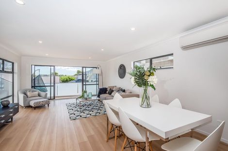 Photo of property in 12b Ropata Avenue, Point England, Auckland, 1072