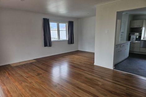 Photo of property in 1a Whimp Avenue, Onerahi, Whangarei, 0110