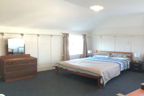 Photo of property in 82 Manor Place, Dunedin Central, Dunedin, 9016