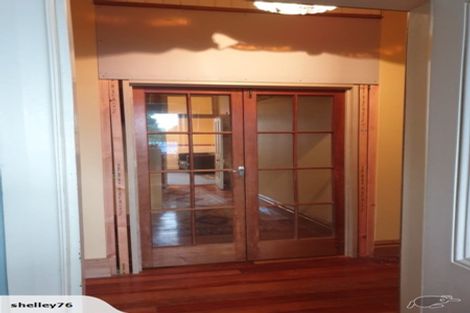 Photo of property in 27 Main Road, Owaka, 9535