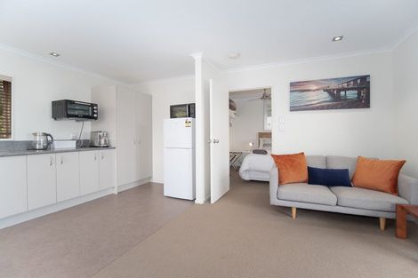 Photo of property in 9 Toi Track, Russell, 0272