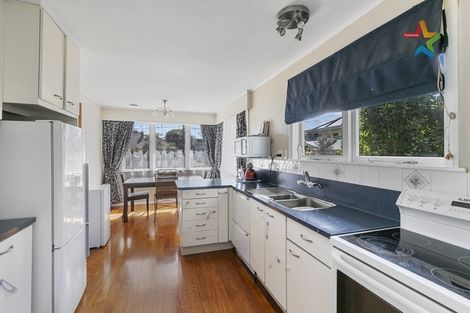 Photo of property in 10 Holyoake Crescent, Avalon, Lower Hutt, 5011