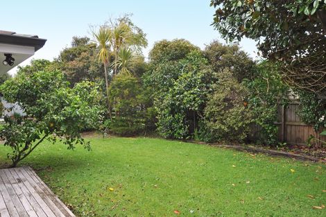 Photo of property in 11 Manuka Street, Orewa, 0931