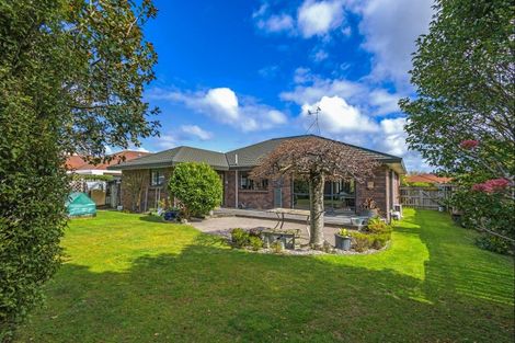 Photo of property in 9 Rosebank Avenue, Kelvin Grove, Palmerston North, 4414
