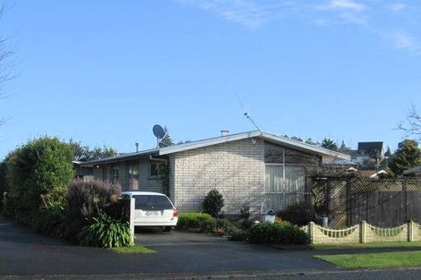 Photo of property in 42 Dalton Crescent, Dinsdale, Hamilton, 3204