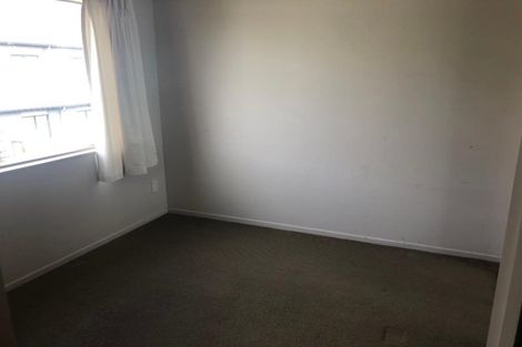 Photo of property in 13 Bushpark Place, Flat Bush, Auckland, 2016