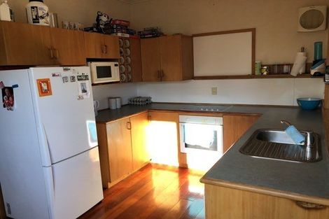 Photo of property in 1414 Woodstock Avenue, Mayfair, Hastings, 4122