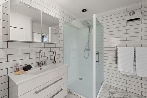 Photo of property in 64 Te Aute Road, Havelock North, 4130