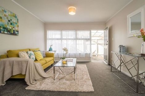 Photo of property in 4/188 Captain Springs Road, Onehunga, Auckland, 1061