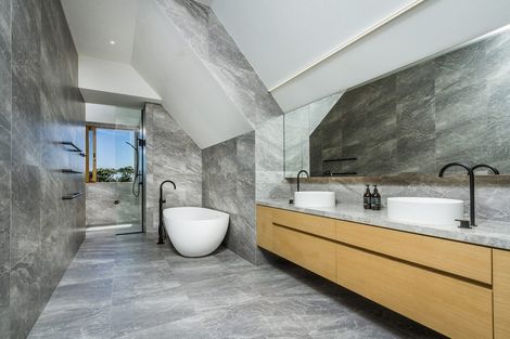 Photo of property in 21 Whitby Crescent, Mairangi Bay, Auckland, 0630