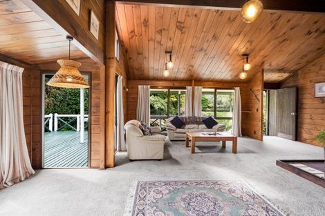 Photo of property in 65 Veale Road, Ridgewood, New Plymouth, 4371