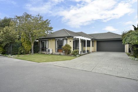 Photo of property in 10a Ronald George Place, Parklands, Christchurch, 8083