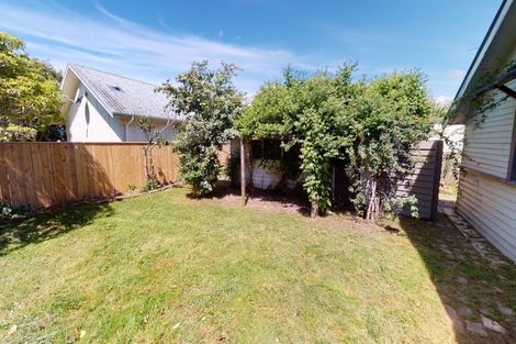 Photo of property in 7 Pirie Street, Palmerston North, 4410