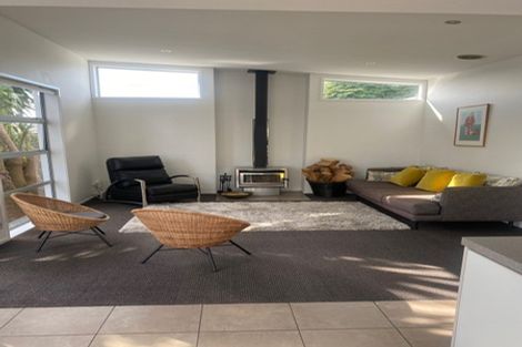 Photo of property in 272 Mangorei Road, Merrilands, New Plymouth, 4312