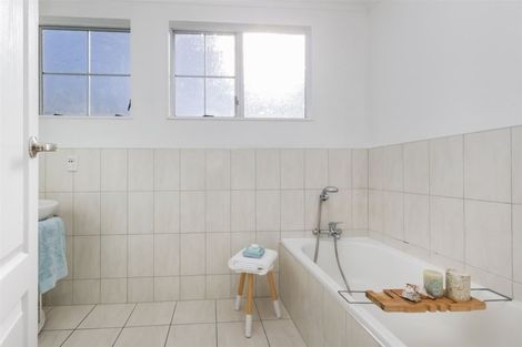 Photo of property in 7 Bowline Place, Whitby, Porirua, 5024