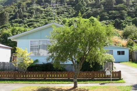 Photo of property in 31 Hartford Crescent, Totara Park, Upper Hutt, 5018
