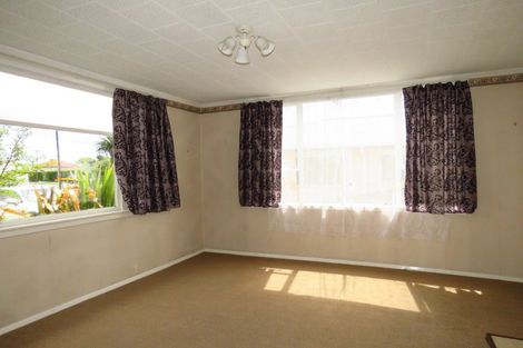 Photo of property in 35 Queen Street, Westport, 7825