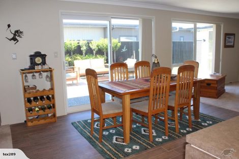 Photo of property in 41 Sunline Place, Ngongotaha, Rotorua, 3010