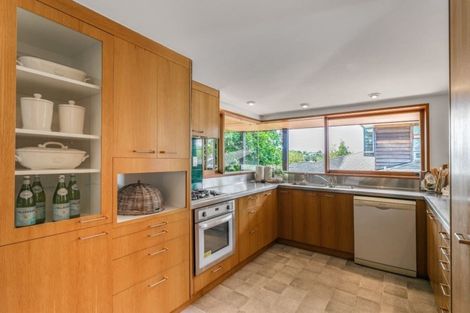 Photo of property in 17 Aotearoa Terrace, Murrays Bay, Auckland, 0630