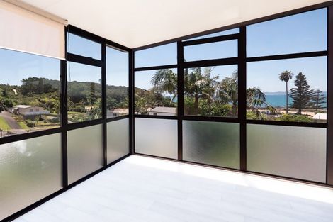 Photo of property in 20 Stratford Drive, Cable Bay, 0420