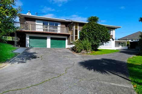 Photo of property in 136 Godley Road, Green Bay, Auckland, 0604