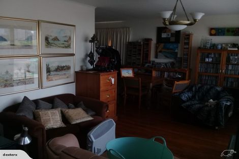 Photo of property in 27 Apirana Avenue, Glen Innes, Auckland, 1072