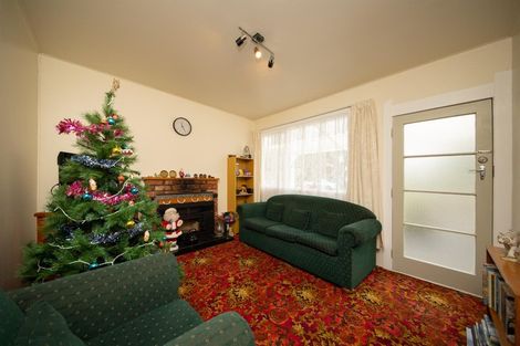 Photo of property in 37 Station Road, Marton, 4710