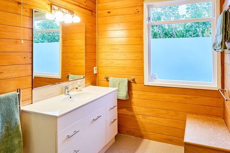 Photo of property in 96 Rawhiti Road, Pukerua Bay, 5026