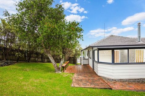 Photo of property in 14 Clearview Heights, Ranui, Auckland, 0612