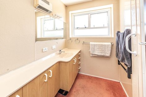 Photo of property in 19 Ward Street, Aramoho, Whanganui, 4500