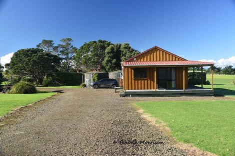 Photo of property in 986 Tinopai Road, Tinopai, Matakohe, 0593