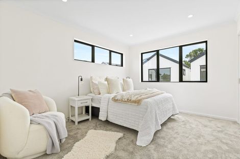 Photo of property in 1/113 Beach Road, Te Atatu Peninsula, Auckland, 0610