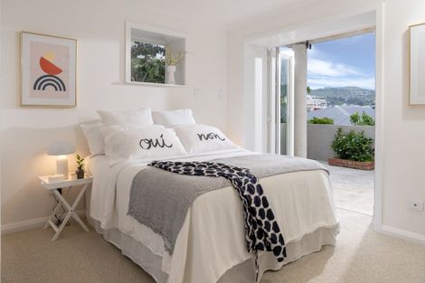 Photo of property in Hamilton Flats, 1/9 Hawker Street, Mount Victoria, Wellington, 6011