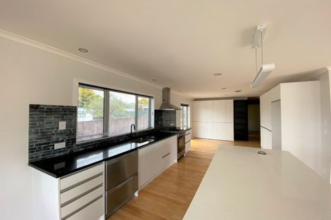Photo of property in 67 Waipani Road, Te Atatu Peninsula, Auckland, 0610