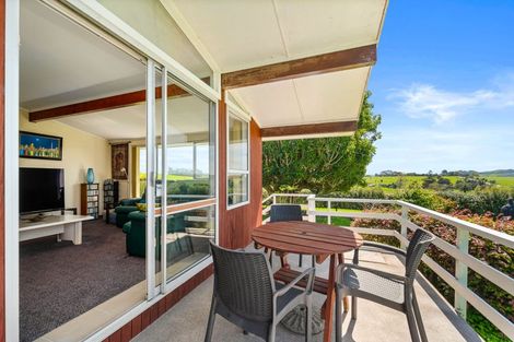 Photo of property in 1003 State Highway 16, Waimauku, 0883