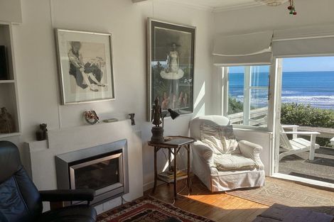 Photo of property in 103 Messenger Terrace, Oakura, 4314