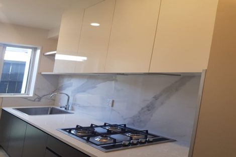 Photo of property in 16 Black Shed Road, Flat Bush, Auckland, 2019