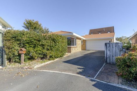 Photo of property in 3/20 Kellyville Heights, Merrilands, New Plymouth, 4312